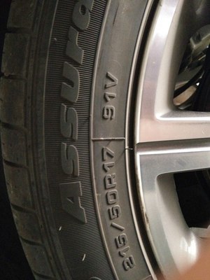 【圖】新購買標致408 1.2T不到三個月四條輪胎均不程度開裂怎么辦?_標致408論壇_汽車之家論壇
